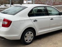 Second-hand Skoda Rapid Active 75 CP (55 kW) 2013 Alb Hatchback
