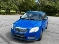 Gebraucht Skoda Fabia 60 PS (44 kW) 2010 Blau Kleinwagen