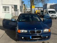 Gebraucht BMW 318 Cabriolet 143 PS (105 kW) 2002 Blau Cabrio