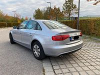 Gebraucht Audi A4 Ambiente 150 PS (110 kW) 2015 Silber Limousine