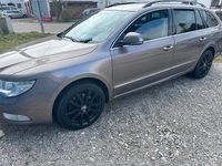 Gebraucht Skoda Superb 140 PS (102 kW) 2012 Braun Kombi