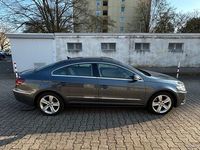 Second-hand VW Passat 140 CP (102 kW) 2014 Gri Berlinǎ