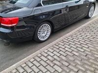 Gebraucht BMW 320 Cabriolet 170 PS (125 kW) 2007 Schwarz Cabrio