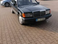 Gebraucht Mercedes 190 109 PS (80 kW) 1992 Schwarz Limousine