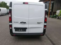 Gebraucht Renault Trafic Komfort 120 PS (88 kW) 2018 Weiß Van / Kleinbus
