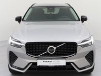 Gebraucht Volvo XC60 Plus 250 PS (183 kW) 2023 Silber SUV