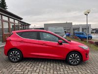 Gebraucht Ford Fiesta Titanium 101 PS (74 kW) 2022 Rot Limousine