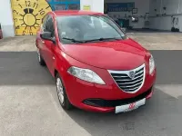 Gebraucht Lancia Ypsilon Silver 69 PS (50 kW) 2012 Rosso corsa/sfrontato/argilla/ Kleinwagen