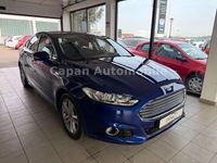 Gebraucht Ford Mondeo Titanium 179 PS (131 kW) 2016 Blau Limousine