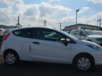 Gebraucht Ford Fiesta Ambiente 60 PS (44 kW) 2009 Weiß Limousine