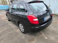 Gebraucht Skoda Fabia 75 PS (55 kW) 2015 Schwarz Kombi