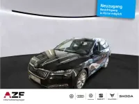 Gebraucht Skoda Superb Style 200 PS (147 kW) 2023 Blackmagic perleffekt Kombi