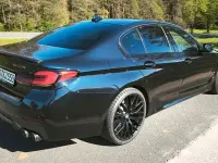 Gebraucht BMW M550 Shadowline 530 PS (389 kW) 2021 Schwarz Limousine