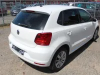 Gebraucht VW Polo Comfortline 90 PS (66 kW) 2015 Weiß Kleinwagen