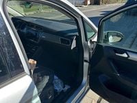 Gebraucht VW Touran 116 PS (85 kW) 2018 Silber Van / Kleinbus