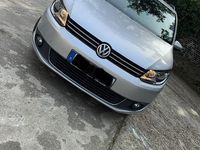 Gebraucht VW Touran Highline 140 PS (102 kW) 2014 Silber Van / Kleinbus