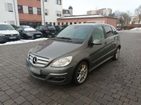 Gebraucht Mercedes 200 140 PS (102 kW) 2011 Grau Kombi