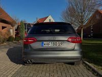 Gebraucht Audi A4 S-Line 190 PS (139 kW) 2015 Grau Kombi