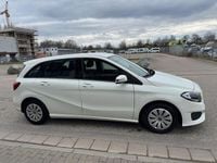 Gebraucht Mercedes B180 122 PS (89 kW) 2018 Weiß Van / Kleinbus