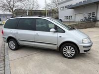 Second-hand VW Sharan 116 CP (85 kW) 2007 Argintiu Monovolum