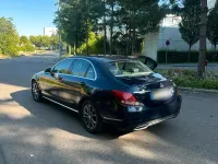 Gebraucht Mercedes C180 156 PS (114 kW) 2014 Blau Limousine