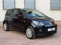 Używany VW up! Cup 60 KM (44 kW) 2014 Czarny Hatchback