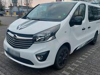 Second-hand Opel Vivaro 145 CP (106 kW) 2018 Alb Monovolum
