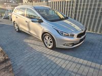 Gebraucht Kia Ceed 135 PS (99 kW) 2015 Silber Kleinwagen
