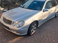 Gebraucht Mercedes E200 Avantgarde 163 PS (119 kW) 2005 Silber Kombi