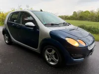 Używany Smart ForFour Passion 68 KM (50 kW) 2005 Niebieski Hatchback