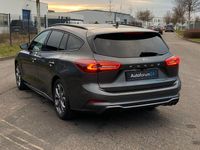 Gebraucht Ford Focus ST-Line 155 PS (114 kW) 2024 Grau Kombi