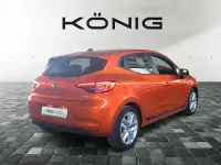 Gebraucht Renault Clio V Zen 91 PS (66 kW) 2021 Orange Limousine