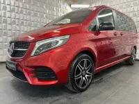 Gebraucht Mercedes V300 AMG 237 PS (174 kW) 2022 Rot Van / Kleinbus
