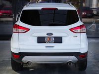 Gebraucht Ford Kuga Trend 150 PS (110 kW) 2013 Weiß SUV