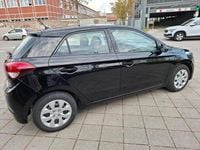 Usado Hyundai i20 Classic 84 HP (61 kW) 2018 Preto Citadino