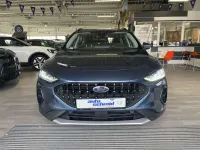 Gebraucht Ford Focus Active 125 PS (91 kW) 2022 Chromablau Kombi