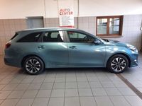 Gebraucht Kia Ceed Sportswagon 140 PS (102 kW) 2024 Grün Kombi