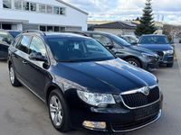 Gebraucht Skoda Superb Ambition 140 PS (102 kW) 2012 Schwarz Kombi