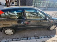 Usado Ford Focus Viva 75 CV (55 kW) 2004 Negro Utilitario