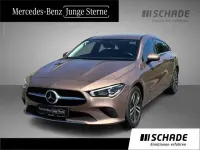 Gebraucht Mercedes CLA220 Progressive 190 PS (139 kW) 2023 Gold Limousine