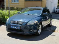 Gebraucht Kia ProCeed 90 PS (66 kW) 2010 Blau Kleinwagen