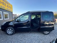 Gebraucht Peugeot Partner Tepee Allure 110 PS (80 kW) 2018 Schwarz Van / Kleinbus