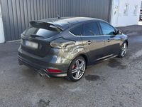 Gebraucht Ford Focus ST-Line 150 PS (110 kW) 2015 Grau Limousine