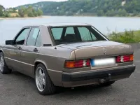 Gebraucht Mercedes 190 90 PS (66 kW) 1991 Gold Limousine