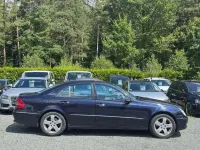Gebraucht Mercedes E320 Avantgarde 224 PS (164 kW) 2008 Blau Limousine