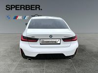Gebraucht BMW 320 Performance 190 PS (139 kW) 2025 Weiß Limousine