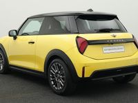 Gebraucht Mini Cooper Classic 156 PS (114 kW) 2024 Gelb Kleinwagen