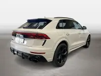 Neu Audi RS Q8 Performance 640 PS (470 kW) 2026 Gletscherweiß SUV