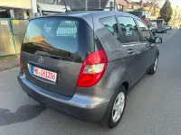 Używany Mercedes A180 116 KM (85 kW) 2010 Szary Hatchback