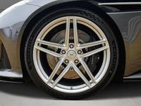 Neu Aston Martin DB12 680 PS (500 kW) 2025 Silber